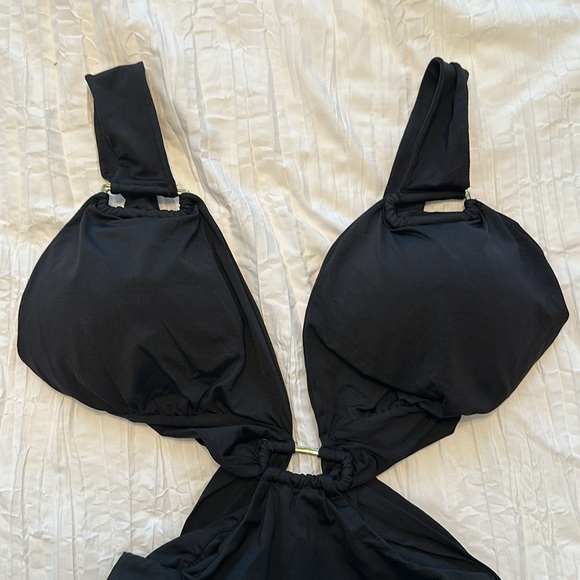 Brazilian Sexy One-Piece Swimsuit - Picture 2 of 6